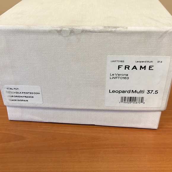 Le Verona Genuine Calf Hair Loafer - Picture 8 of 8